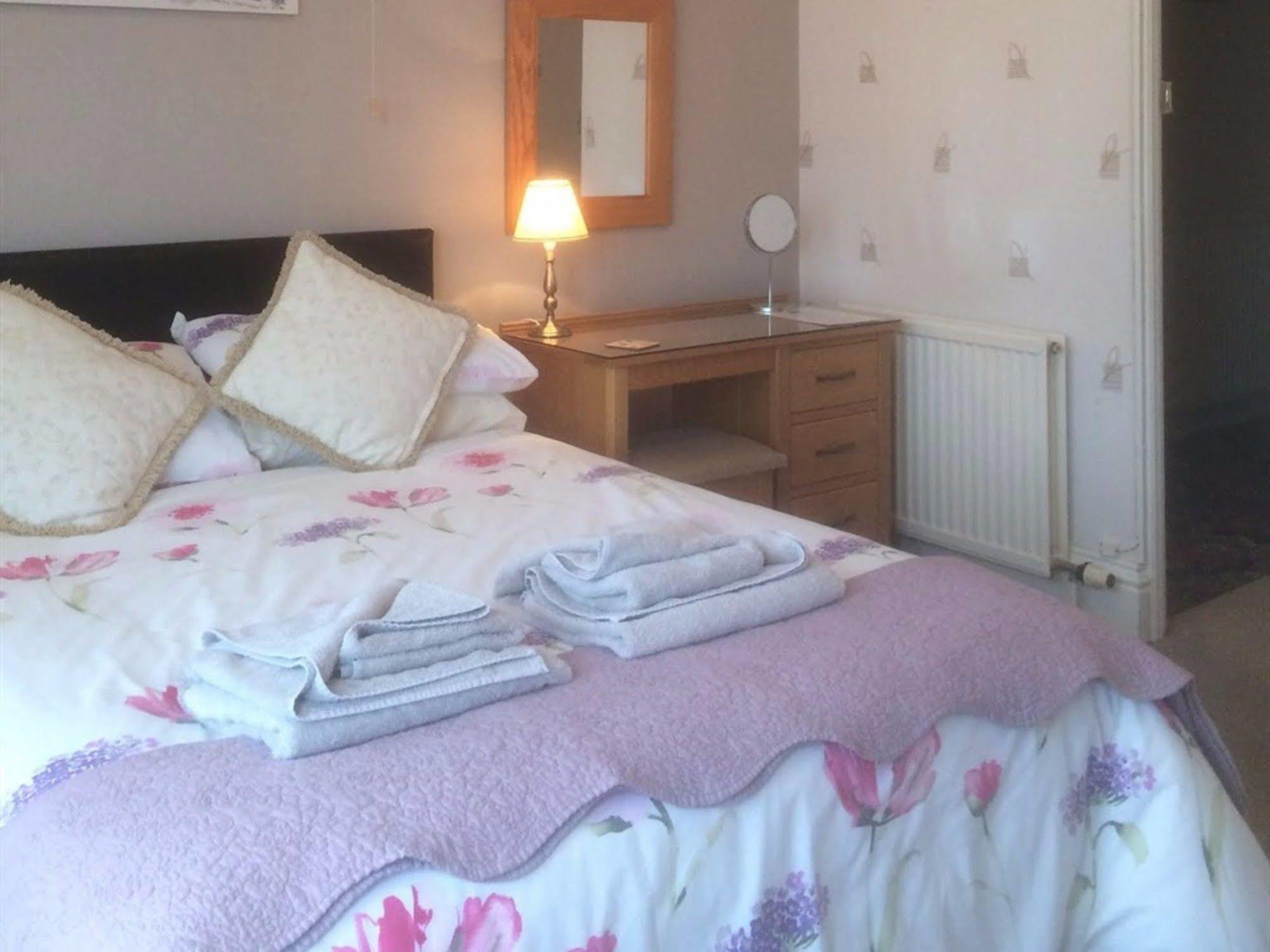 Glenora Guest house Whitby
